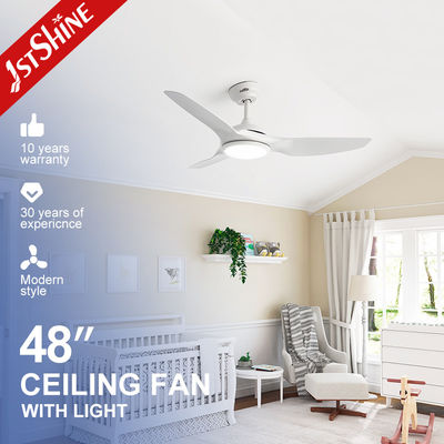 Giá tốt Thiết kế hiện đại Fan trần LED điều khiển từ xa thông minh và thiết kế sang trọng với lưỡi ABS trắng trực tuyến