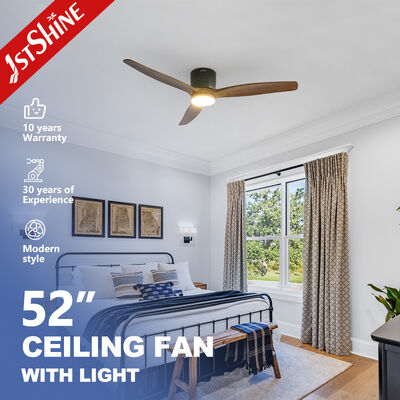 Quạt trần 52 inch với 3 lưỡi gỗ rắn và đèn LED tích hợp cho không gian sống hiện đại